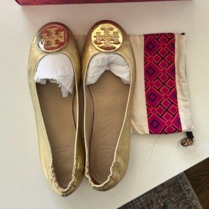 Tory Burch Minnie Travel Logo Ballet Flats Gold